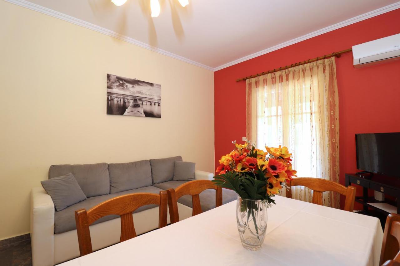 A Nice Apartment- Corfu Town, Kanoni Exterior photo